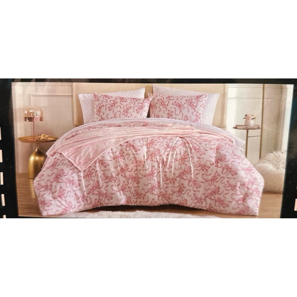 Betsey Johnson Coquette Pink Bow Comforter Bed in a Bag Set, Twin